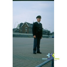 Piet Zwemstra in uniform F00000237